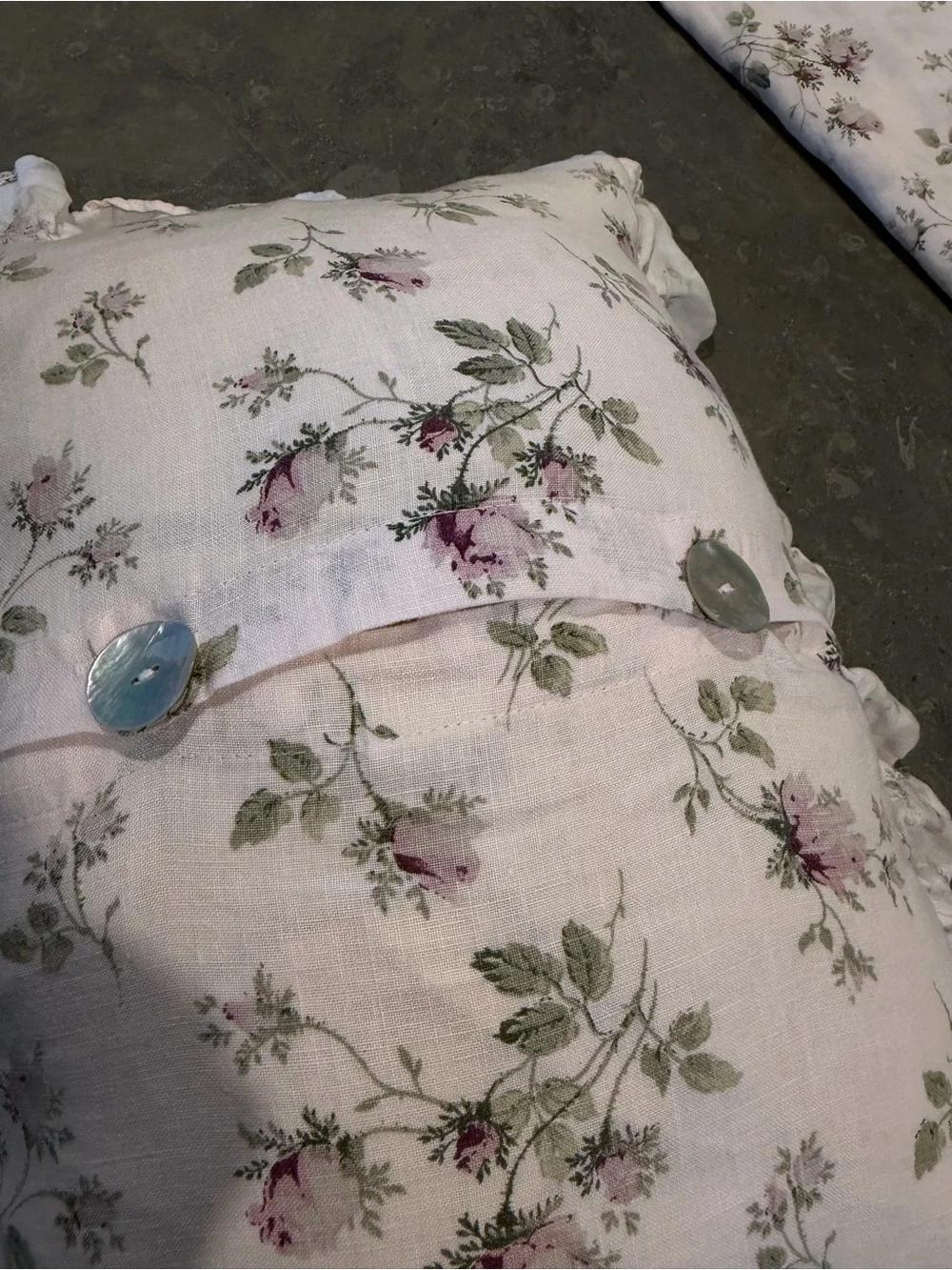 BELLA NOTTE Vintage floral LINEN pale pink single sham